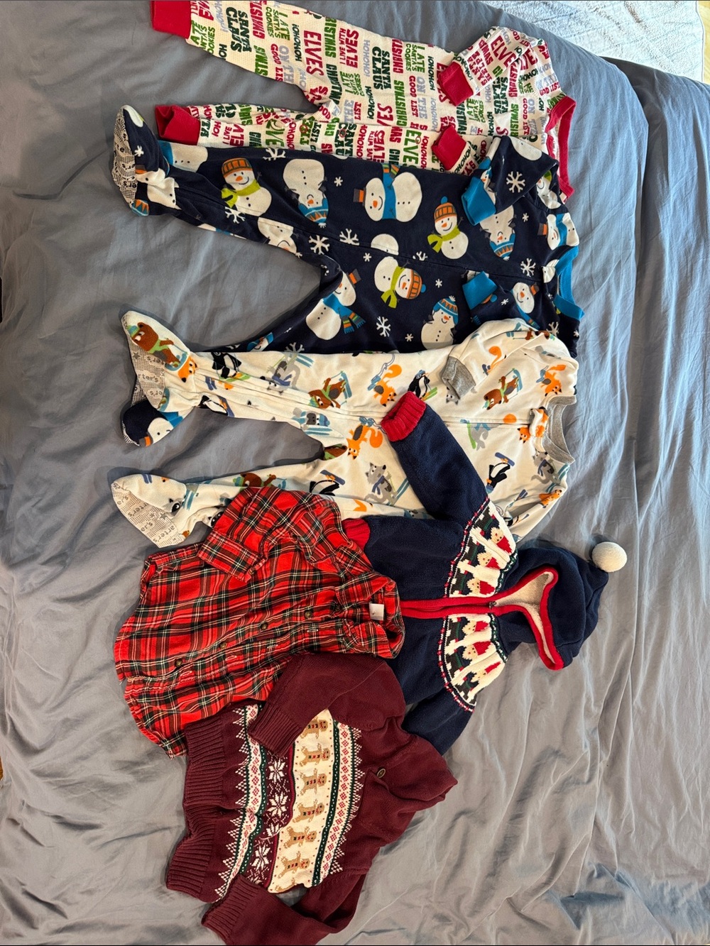 LOT of 6 boys 18 month Christmas Hanna Andersson, the children’s place carters